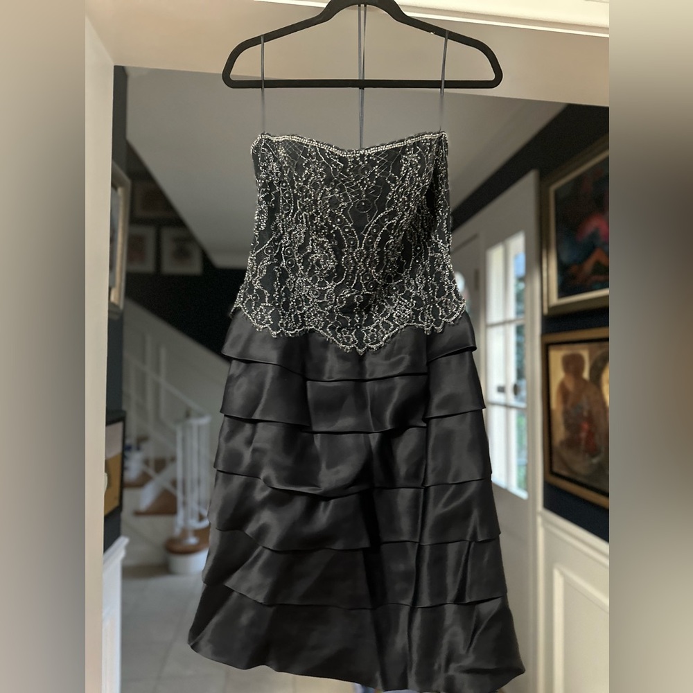 Elegant Black Strapless Dress with Beaded Bodice